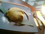 月に見立てたカタチのクレープ