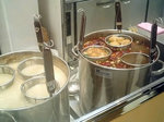左が“白湯”、右が“麻辣湯”