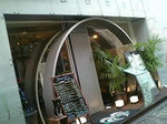 前面ガラス張りのOcean's Cafe Beach