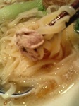 麺はツルッと